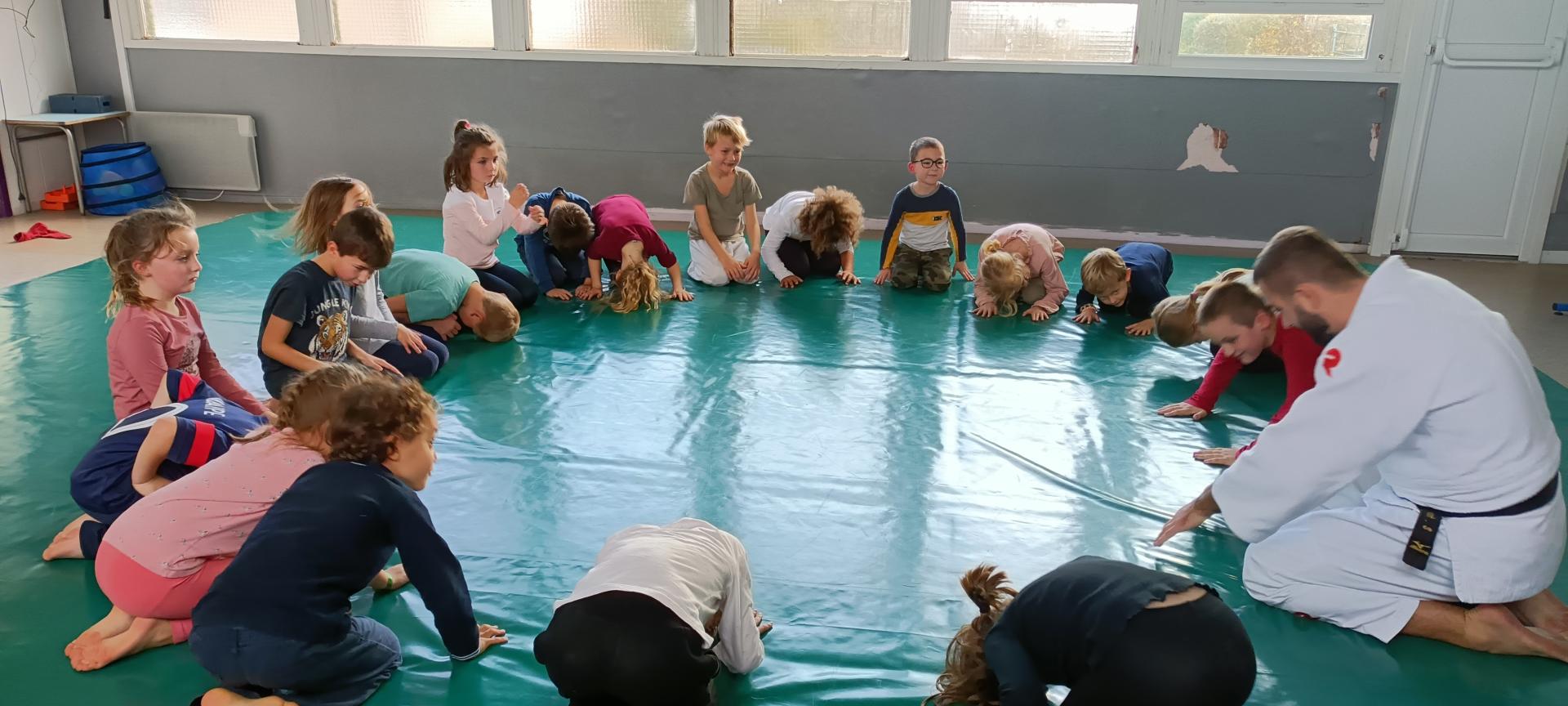 Activité judo pour les CP-CE1